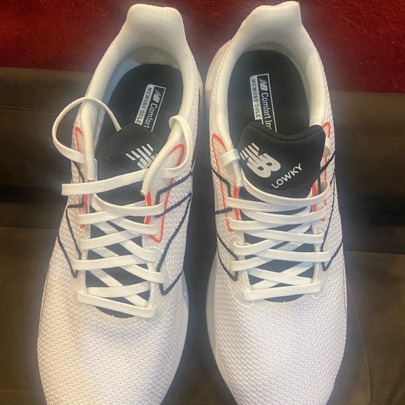 NWOTs New Balance for men - Picture 2 of 6